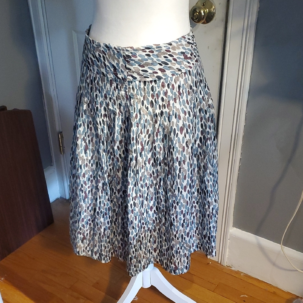 Banana Republic Silk Black, Blue and White Knee-Length A-Line Skirt